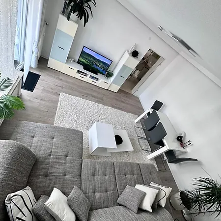 Schick, Gemuetlich & Naehe Therme باد ليبسبرنج