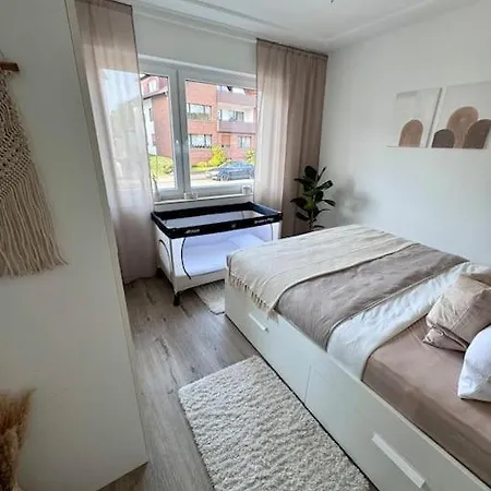 Schick, Gemuetlich & Naehe Therme Апартаменты *