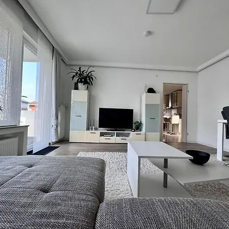 Schick, Gemuetlich & Naehe Therme باد ليبسبرنج